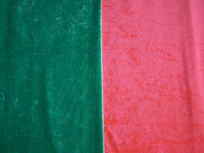 links: pannesamt in gletschergr&uuml;n                                     rechts: Pannesamt in iced-lachs