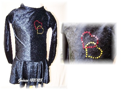 Pannesamt mit Paillettenherzen